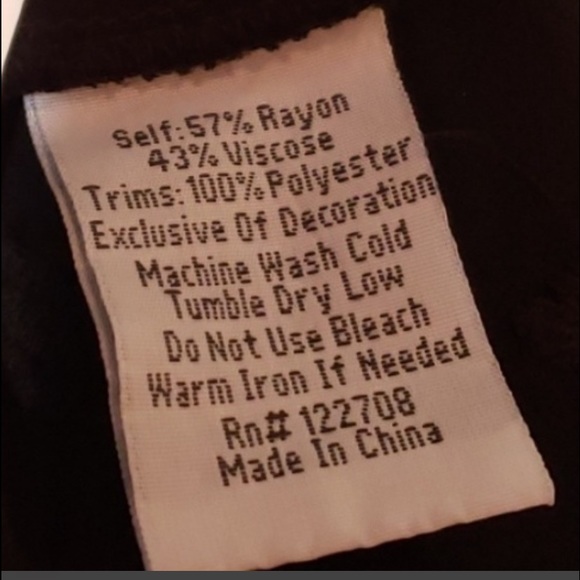 NWT Johnny Was Satin Dress Size S, Med welcome. - Picture 7 of 7